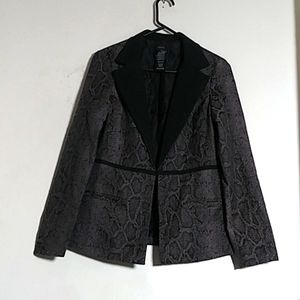 Women's suit jacket size large Mark.